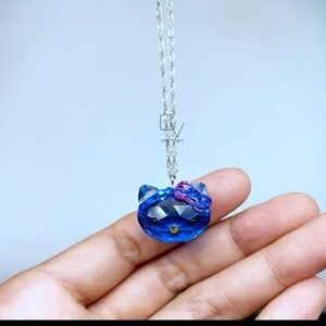 Gorgeous sapphire shade swarovski crystal hello kitty necklace